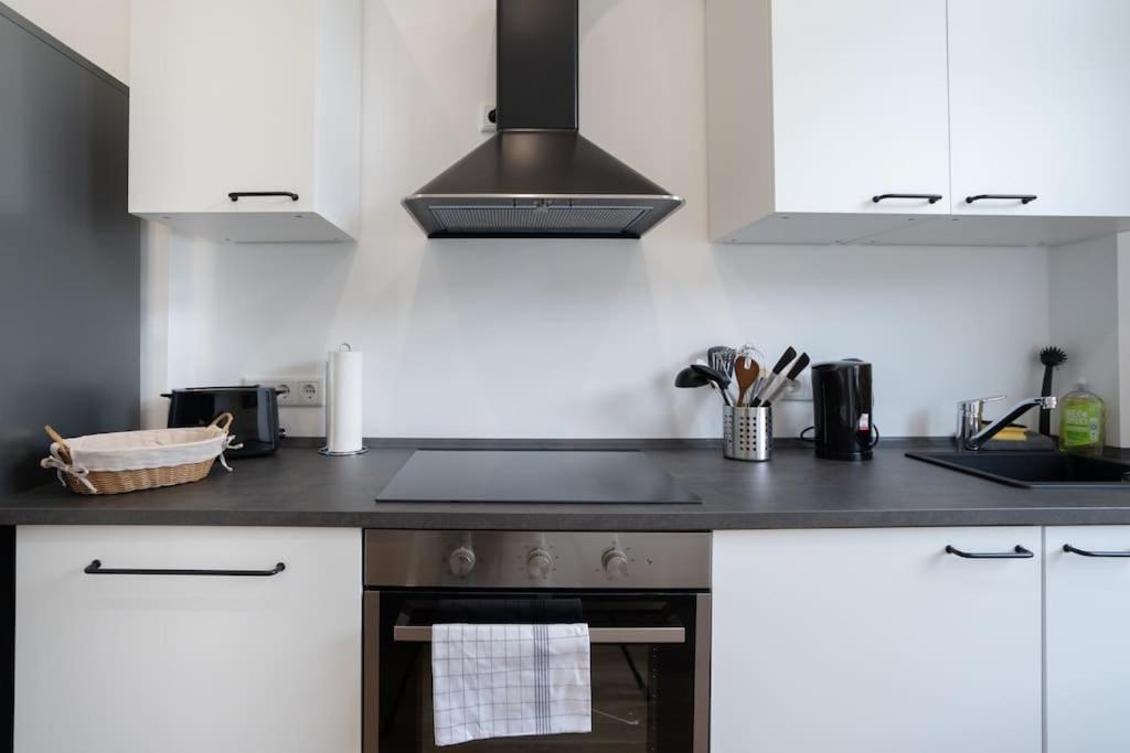 Apartamento Wohnen Im Fluesseviertel Brema Exterior foto