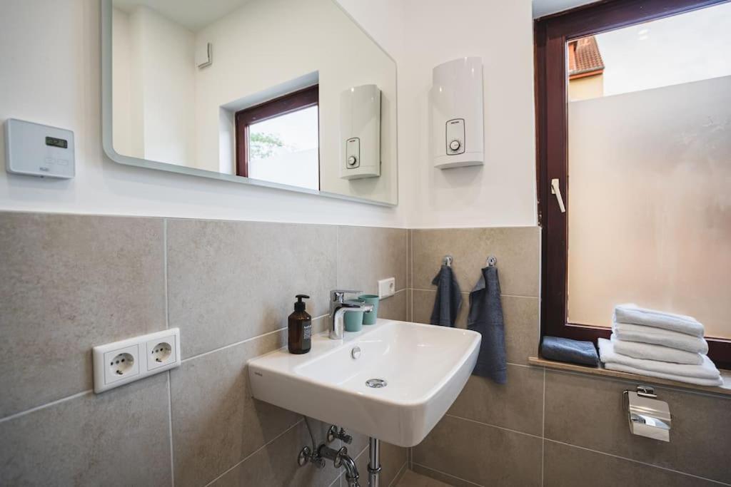 Apartamento Wohnen Im Fluesseviertel Brema Exterior foto